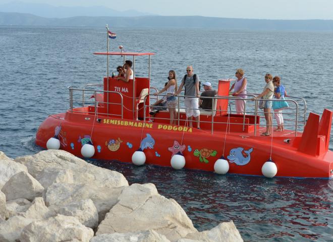 polupodmornica, podgora, izleti brodom, excursions